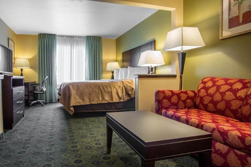 Days Inn & Suites By Wyndham Bloomington/Normal Il Luaran gambar