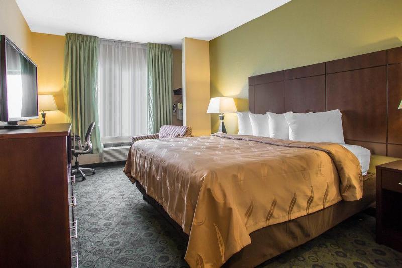 Days Inn & Suites By Wyndham Bloomington/Normal Il Luaran gambar
