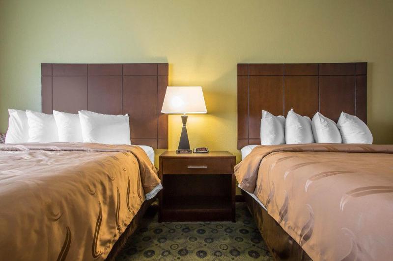 Days Inn & Suites By Wyndham Bloomington/Normal Il Luaran gambar
