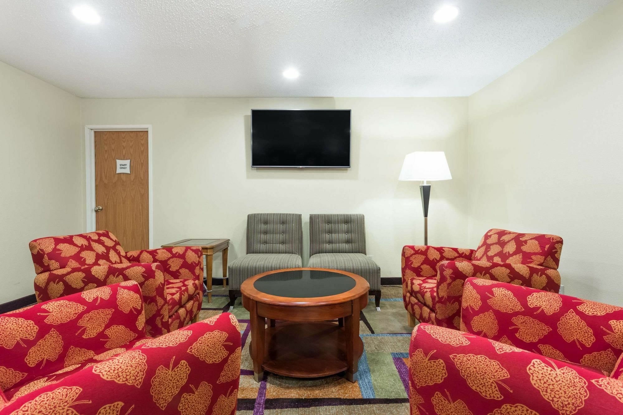 Days Inn & Suites By Wyndham Bloomington/Normal Il Luaran gambar