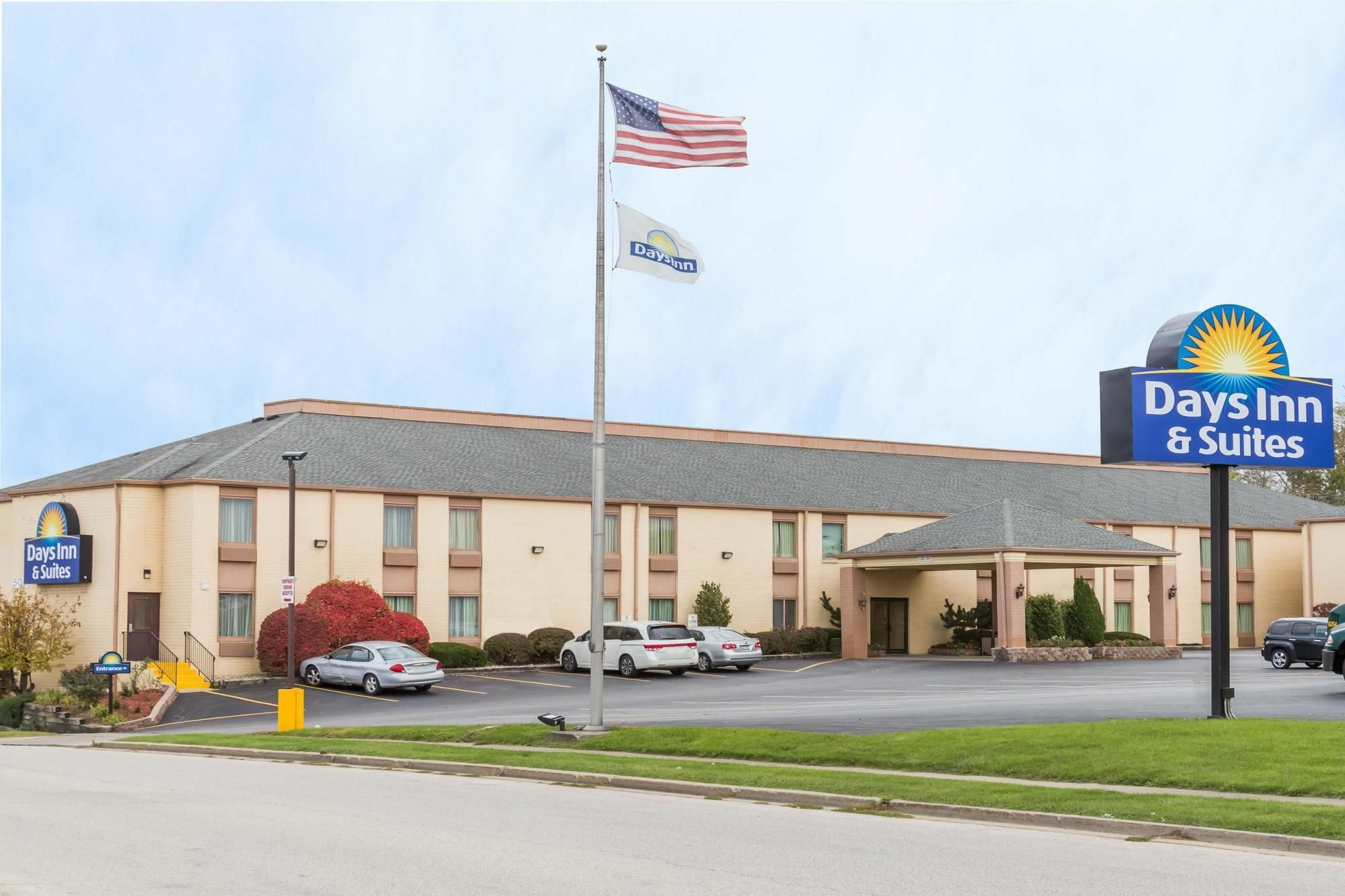 Days Inn & Suites By Wyndham Bloomington/Normal Il Luaran gambar